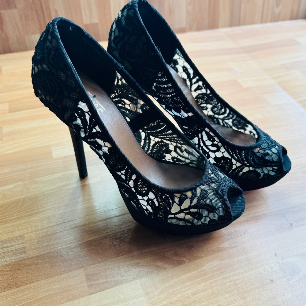 Mix no.6 black lace stilettos size 7.5